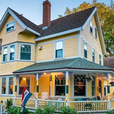 Inn At The Oaks Eastham Exterior photo