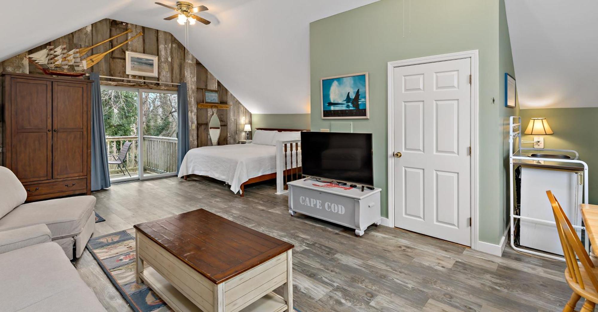 Inn At The Oaks Eastham Exterior photo